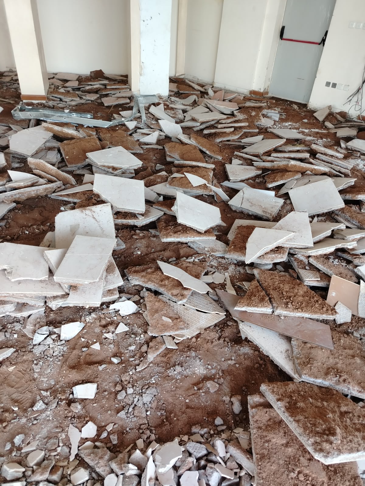 أعمال التكسير